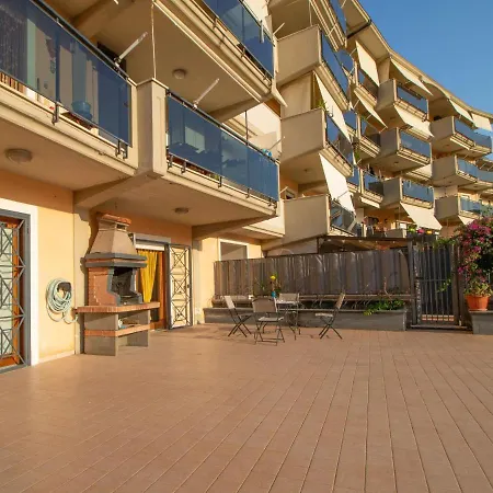 Amendola By Interhome Lejlighed Formia