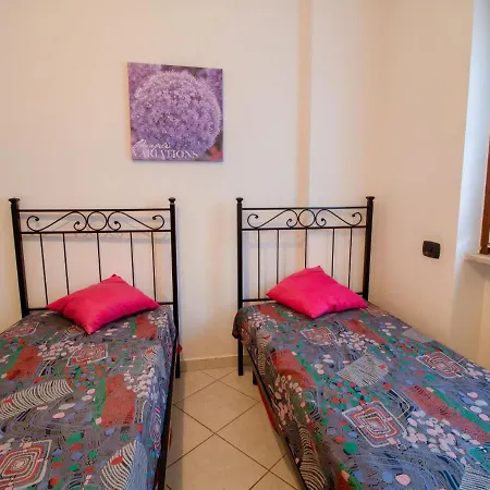 Amendola By Interhome Apartamento
